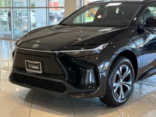 2025 Toyota bZ4X XLE