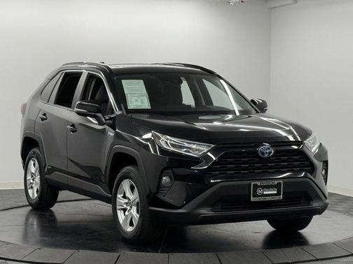 2019 Toyota RAV4 Hybrid XLE