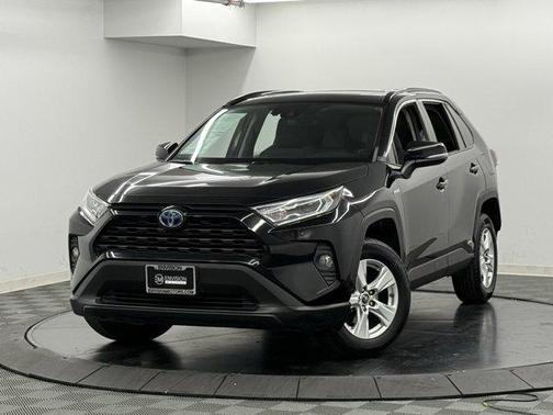 2019 Toyota RAV4 Hybrid XLE