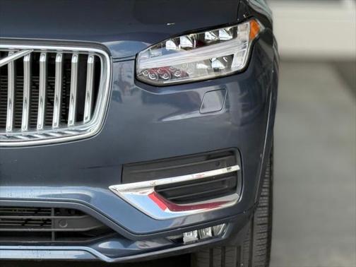 2024 Volvo XC90 B5 Plus Bright Theme