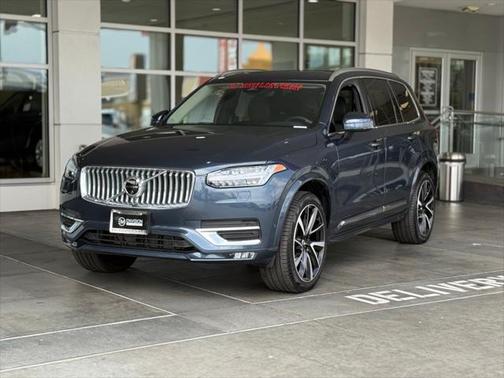2024 Volvo XC90 B5 Plus Bright Theme