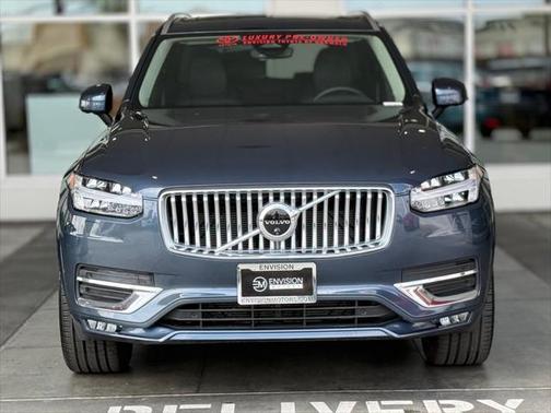 2024 Volvo XC90 B5 Plus Bright Theme