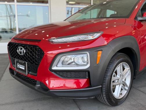 Pulse Red 2021 Hyundai KONA SE