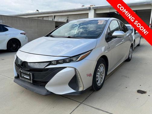 Classic Silver Metallic 2021 Toyota Prius Prime XLE