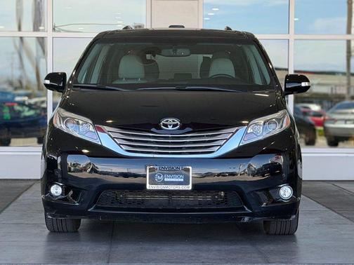 2017 Toyota Sienna Limited
