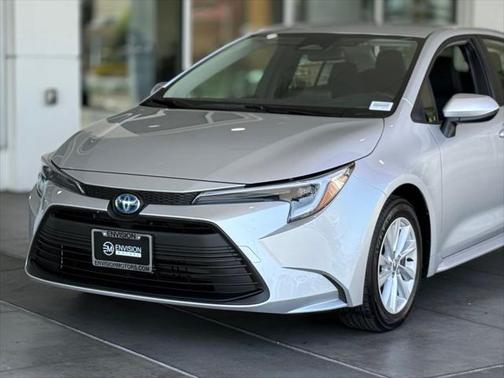 2025 Toyota Corolla Hybrid LE
