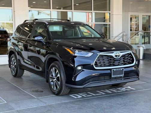 2026 Toyota Highlander XLE
