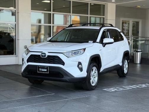 2021 Toyota RAV4 Hybrid XLE