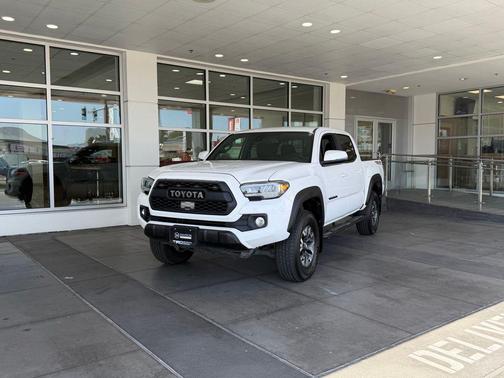 Ice Cap 2023 Toyota Tacoma TRD Sport