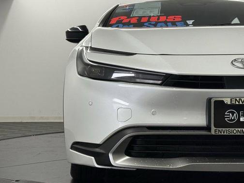 2024 Toyota Prius Prime SE