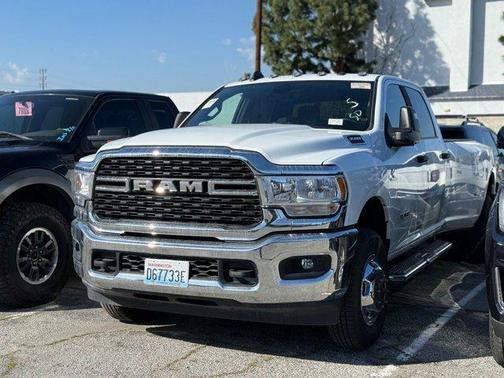 2024 RAM 3500 Big Horn Crew Cab 4x4 8' Box