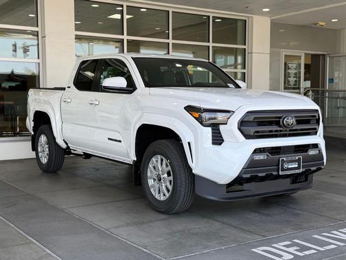Ice 2026 Toyota Tacoma SR5