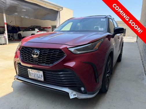 Ruby Flare Pearl 2021 Toyota Highlander XSE