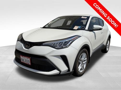 Blizzard Pearl 2021 Toyota C-HR LE