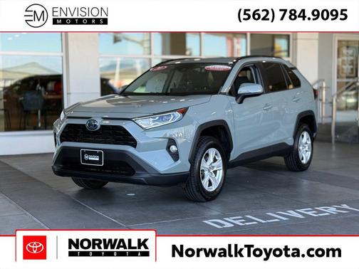 2020 Toyota RAV4 Hybrid XLE