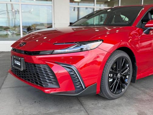 Supersonic Red 2026 Toyota Camry SE
