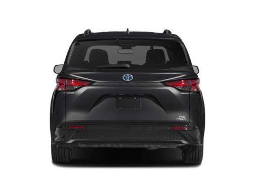 2021 Toyota Sienna XSE 7 Passenger