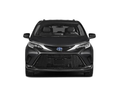 2021 Toyota Sienna XSE 7 Passenger