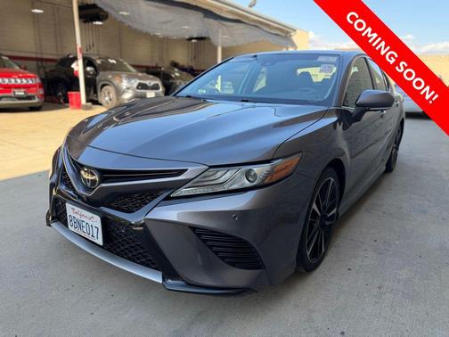Predawn Gray Mica 2018 Toyota Camry XSE