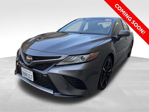 Predawn Gray Mica 2018 Toyota Camry XSE