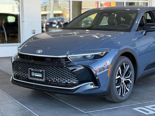 2026 Toyota Crown XLE