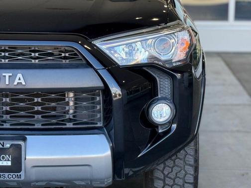 2018 Toyota 4Runner TRD Off Road Premium