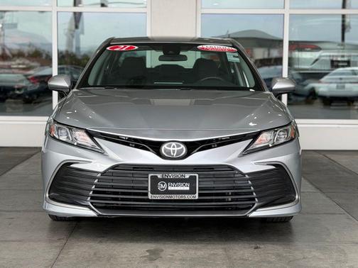 Celestial Silver Metallic 2021 Toyota Camry LE