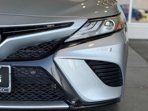 Midnight Black Metallic 2019 Toyota Camry XSE