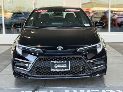 Midnight Black Metallic 2024 Toyota Corolla SE
