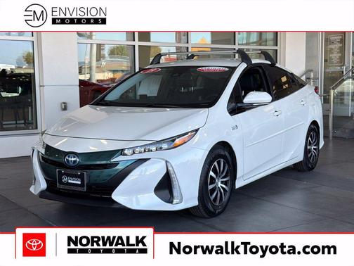 Blizzard Pearl 2019 Toyota Prius Prime Premium
