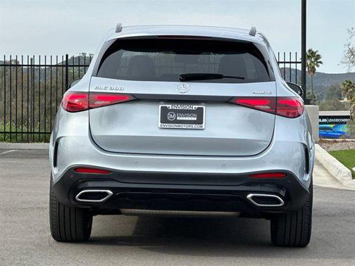 2025 Mercedes-Benz GLC 300 4MATIC