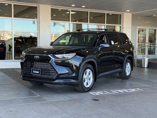 2026 Toyota Highlander LE