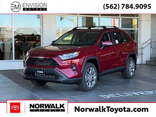 2025 Toyota RAV4 XLE Premium