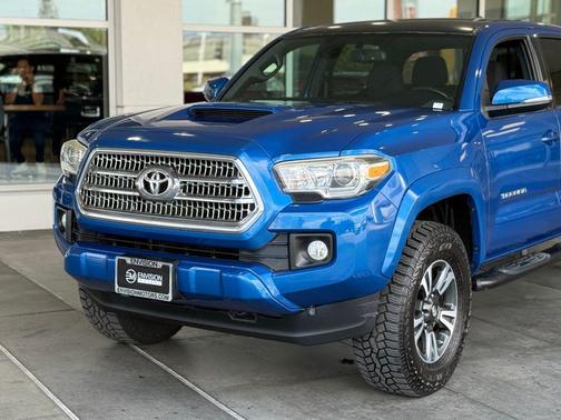 2017 Toyota Tacoma TRD Sport