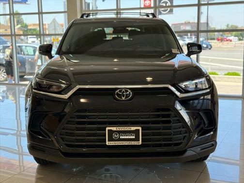 2025 Toyota Highlander Hybrid LE