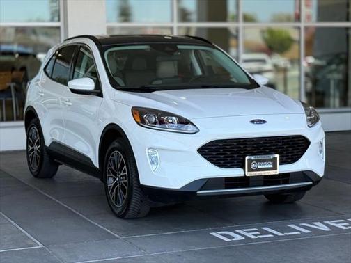 2022 Ford Escape SEL