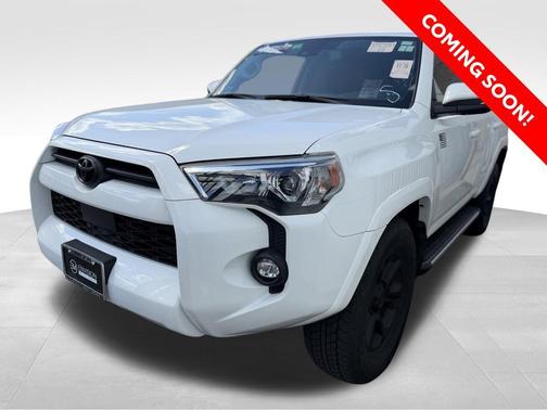 White 2022 Toyota 4Runner SR5 Premium