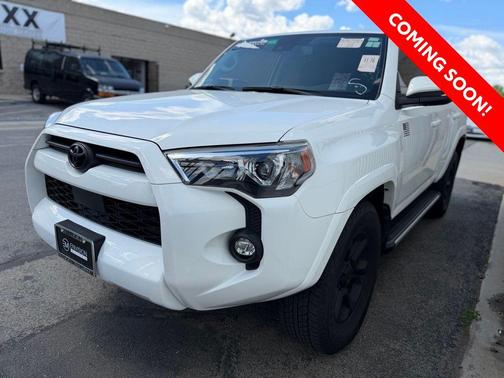 White 2022 Toyota 4Runner SR5 Premium