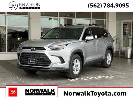 2026 Toyota Highlander Hybrid LE