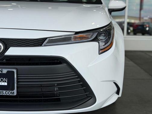 Ice Cap 2026 Toyota Corolla LE