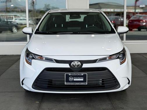 Ice Cap 2026 Toyota Corolla LE