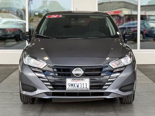 Gun Metallic 2024 Nissan Versa 1.6 S