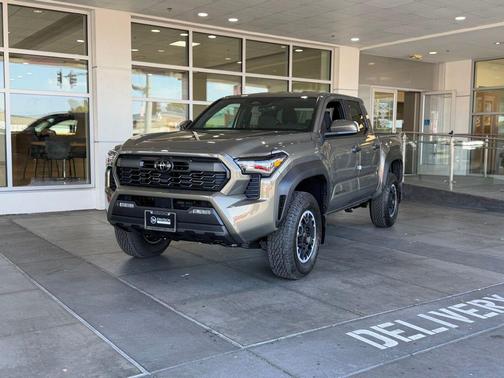 Bronze 2026 Toyota Tacoma TRD Off-Road