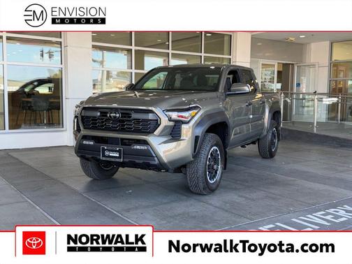 Bronze 2026 Toyota Tacoma TRD Off-Road
