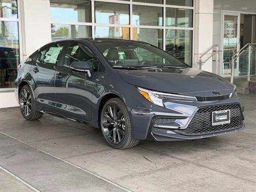 Underground/Midnight Black Metallic 2026 Toyota Corolla XSE