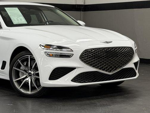 2025 Genesis G70 2.5T RWD