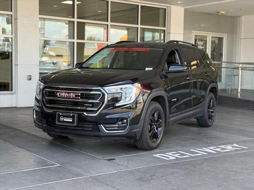 2023 GMC Terrain AWD AT4