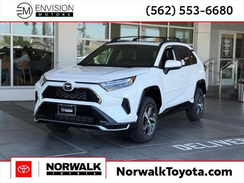 2025 Toyota RAV4 Hybrid SE