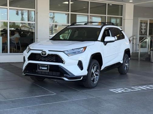 2025 Toyota RAV4 Hybrid SE
