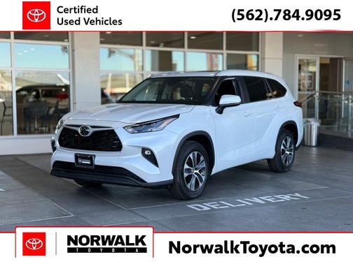 2023 Toyota Highlander XLE